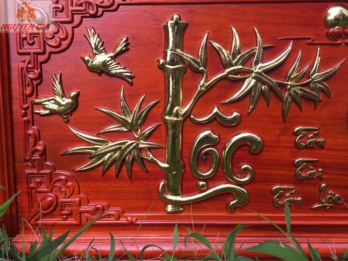 Đồng hồ treo tường mẫu Lộc Trúc bằng gỗ hương