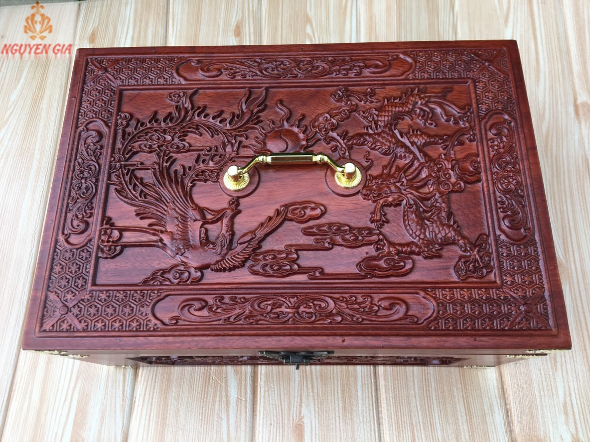 Hộp đựng nữ trang, tài liệu trạm khắc Tứ Linh