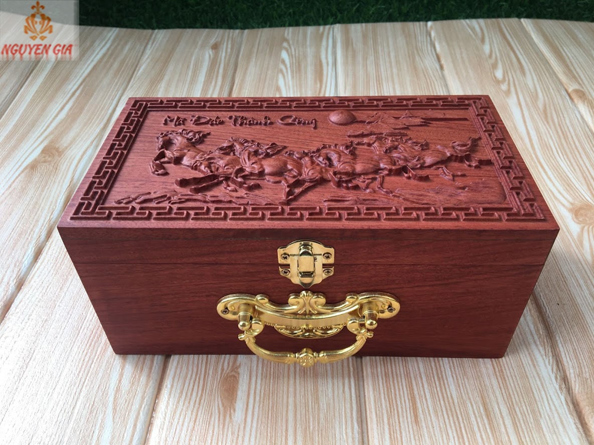 Hộp quà tết Doanh Nghiệp DN03