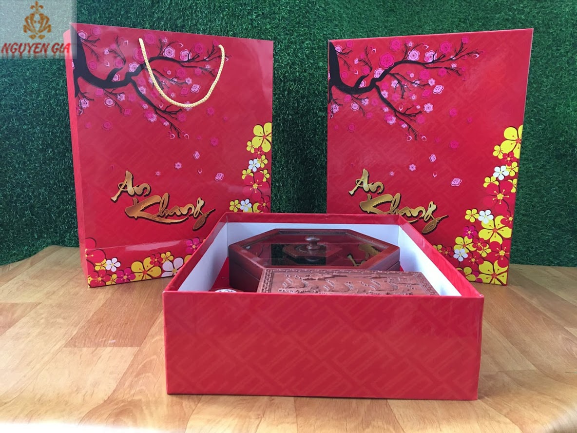 Hộp quà tết Doanh Nghiệp DN04