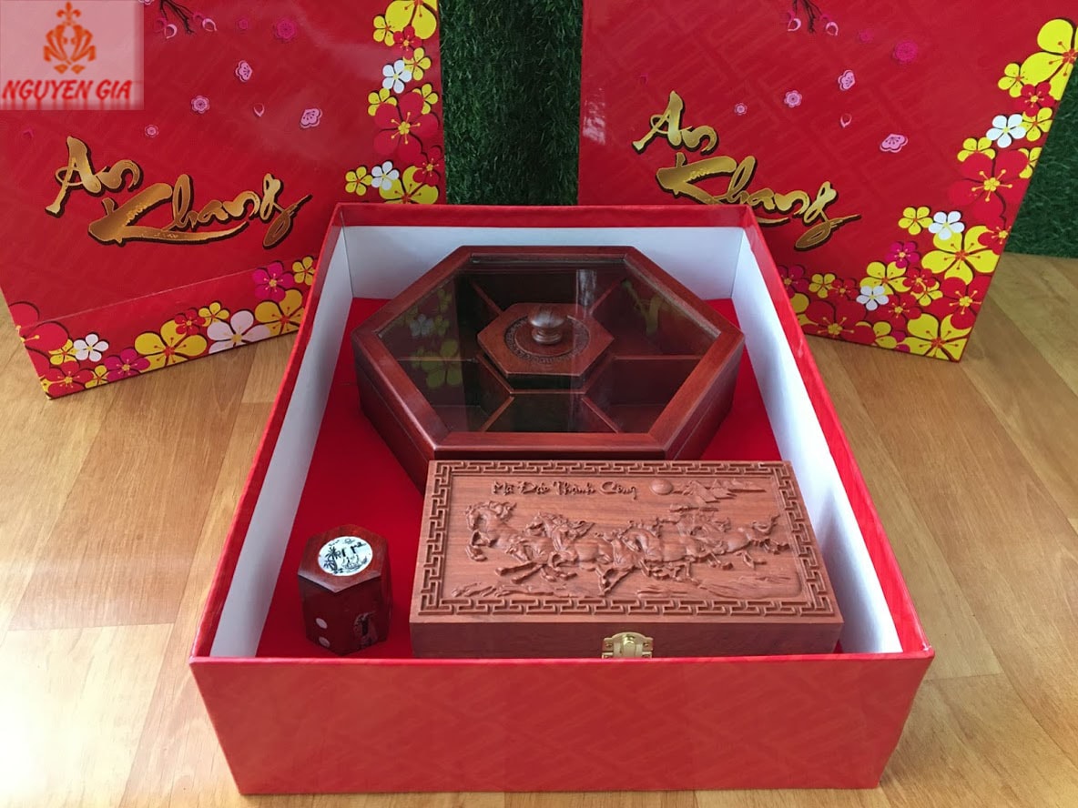 Hộp quà tết Doanh Nghiệp DN03