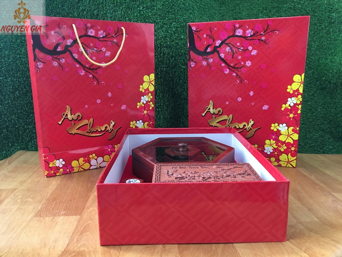 Hộp quà tết Doanh Nghiệp DN03
