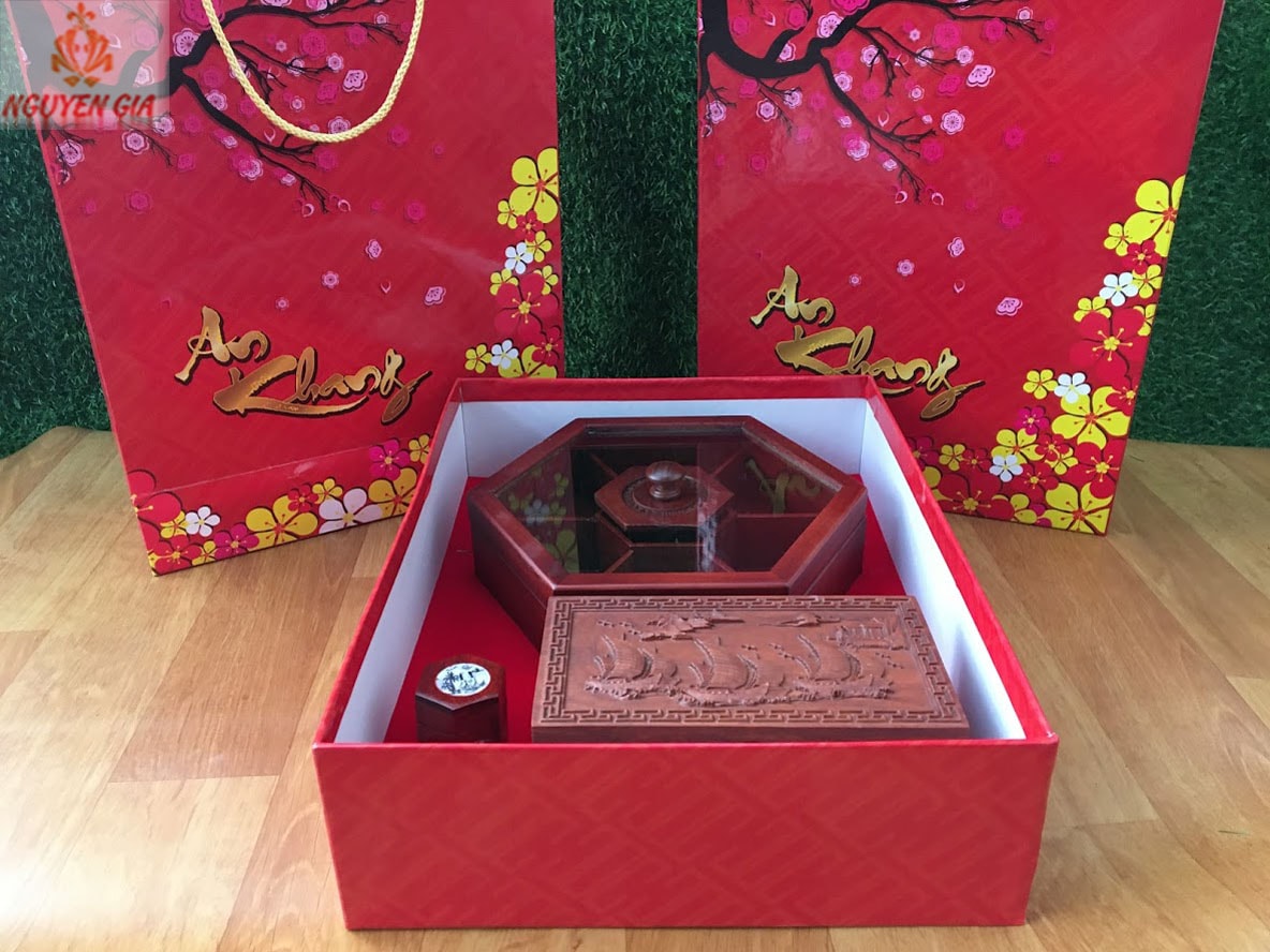 Hộp quà tết Doanh Nghiệp DN04