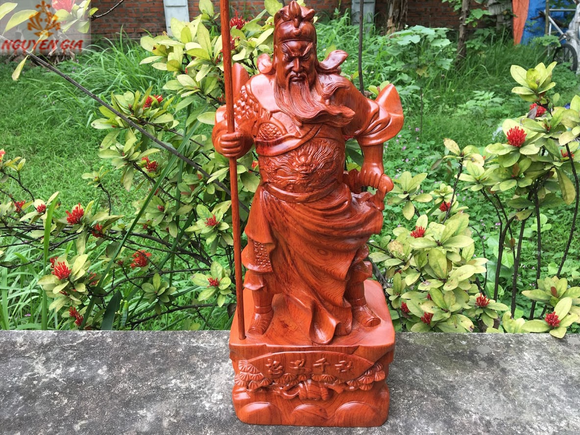 Tượng Quan Công Chống Đao gỗ Hương cao 50cm