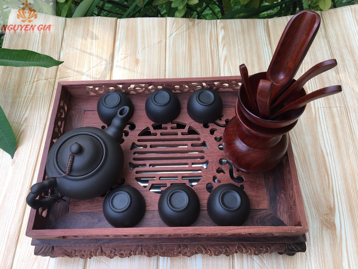 Khay trà trạm rồng gỗ Cẩm (Mộc)