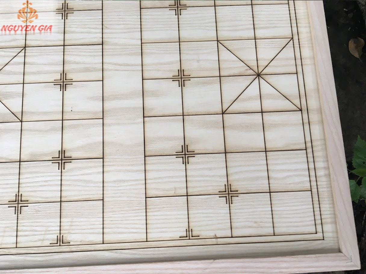 Combo Bộ bàn cờ tướng gỗ Sồi quân gỗ Hương đường kính 4,0cm