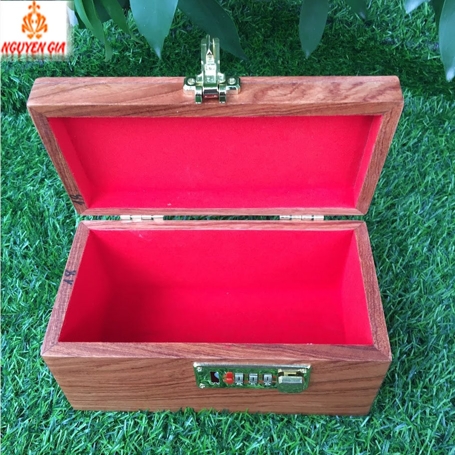 Hộp Tiết Kiệm Thần Tài Bằng Gỗ Hương – Khóa Số, Chứa 300 Tờ
