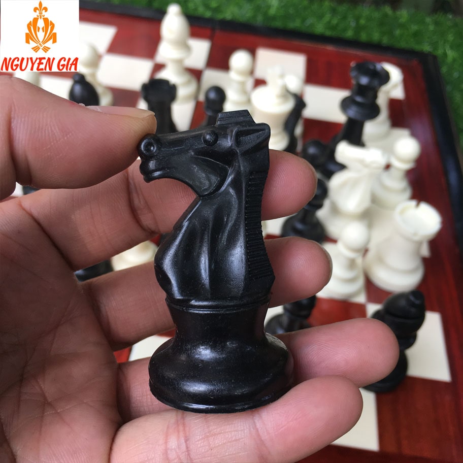 Bộ Cờ Vua Bàn Gỗ Hương – Quân PP 9,5cm