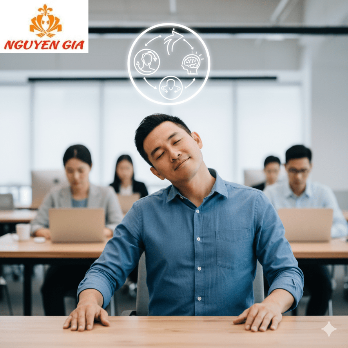 Mỏi cổ, mỏi vai, tê tay do dùng điện thoại hay máy tính?