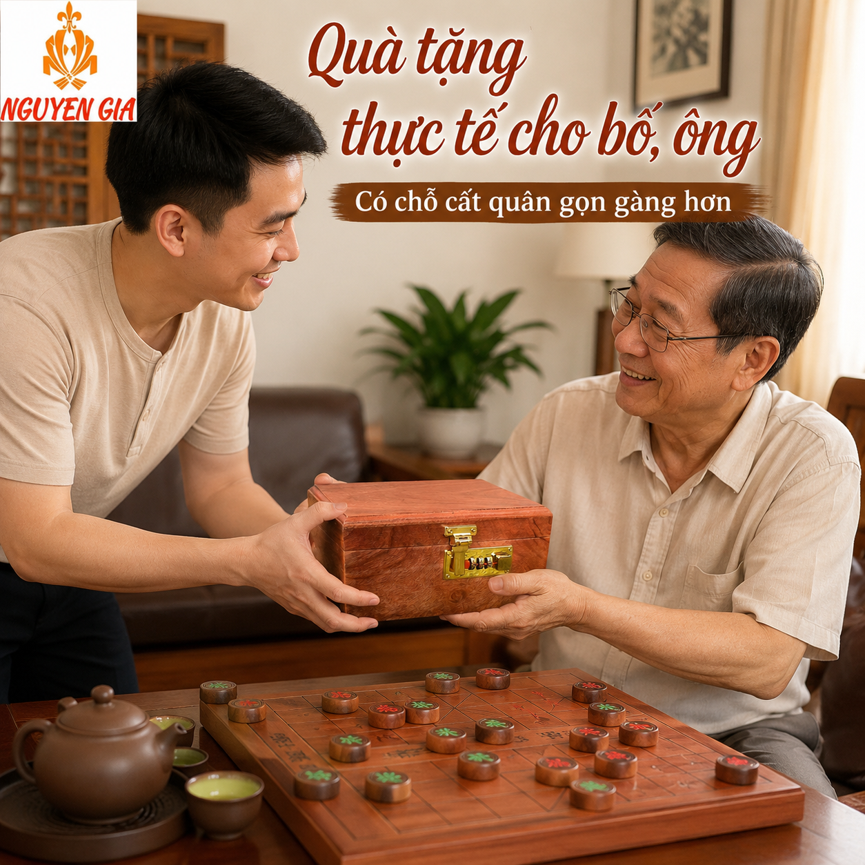 Hộp Đựng Quân Cờ Tướng Gỗ Hương Lót Nhung Đỏ Có Khóa