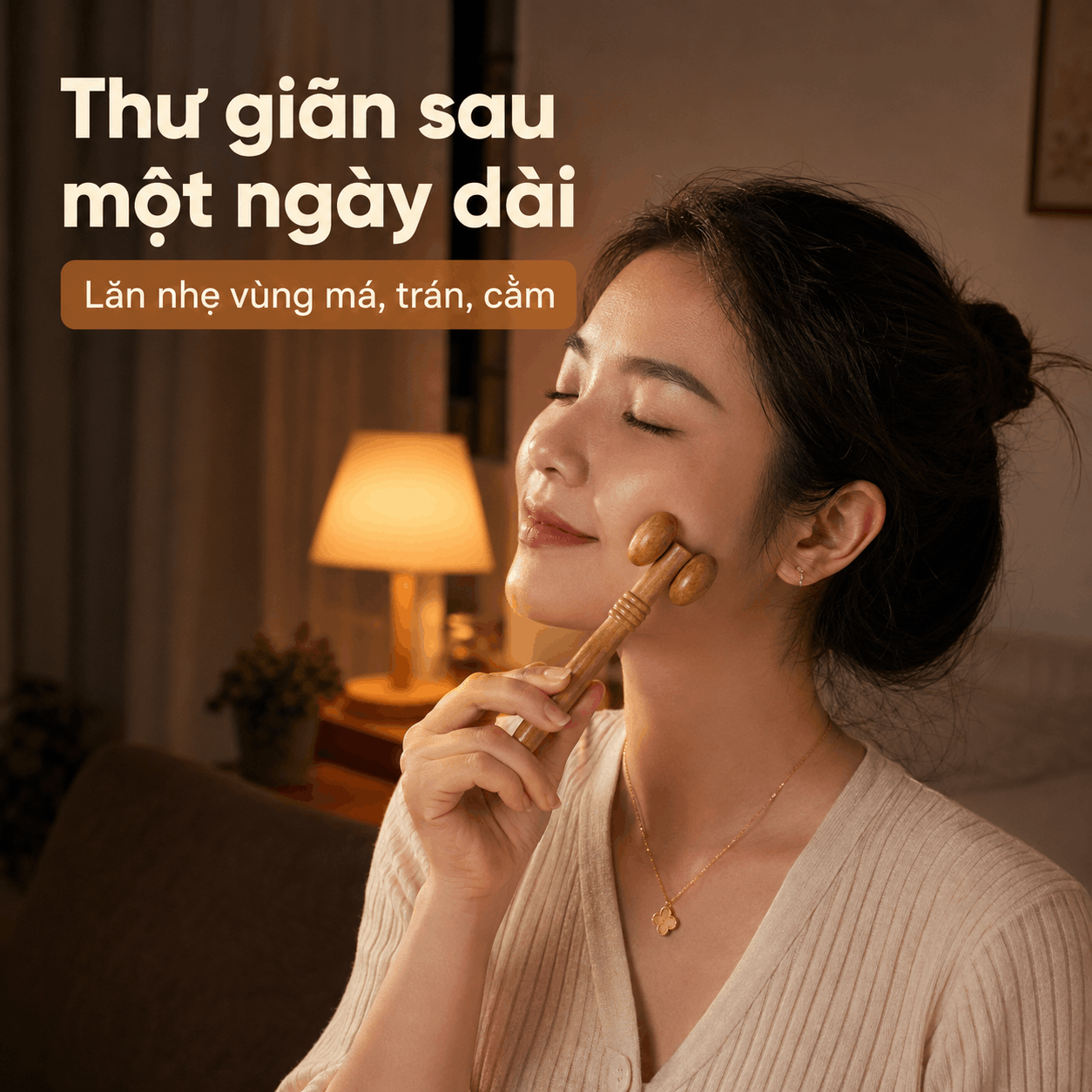 Cây Lăn Mặt Mũi Gỗ Bách Xanh – Massage Mặt Dễ Dùng Hằng Ngày