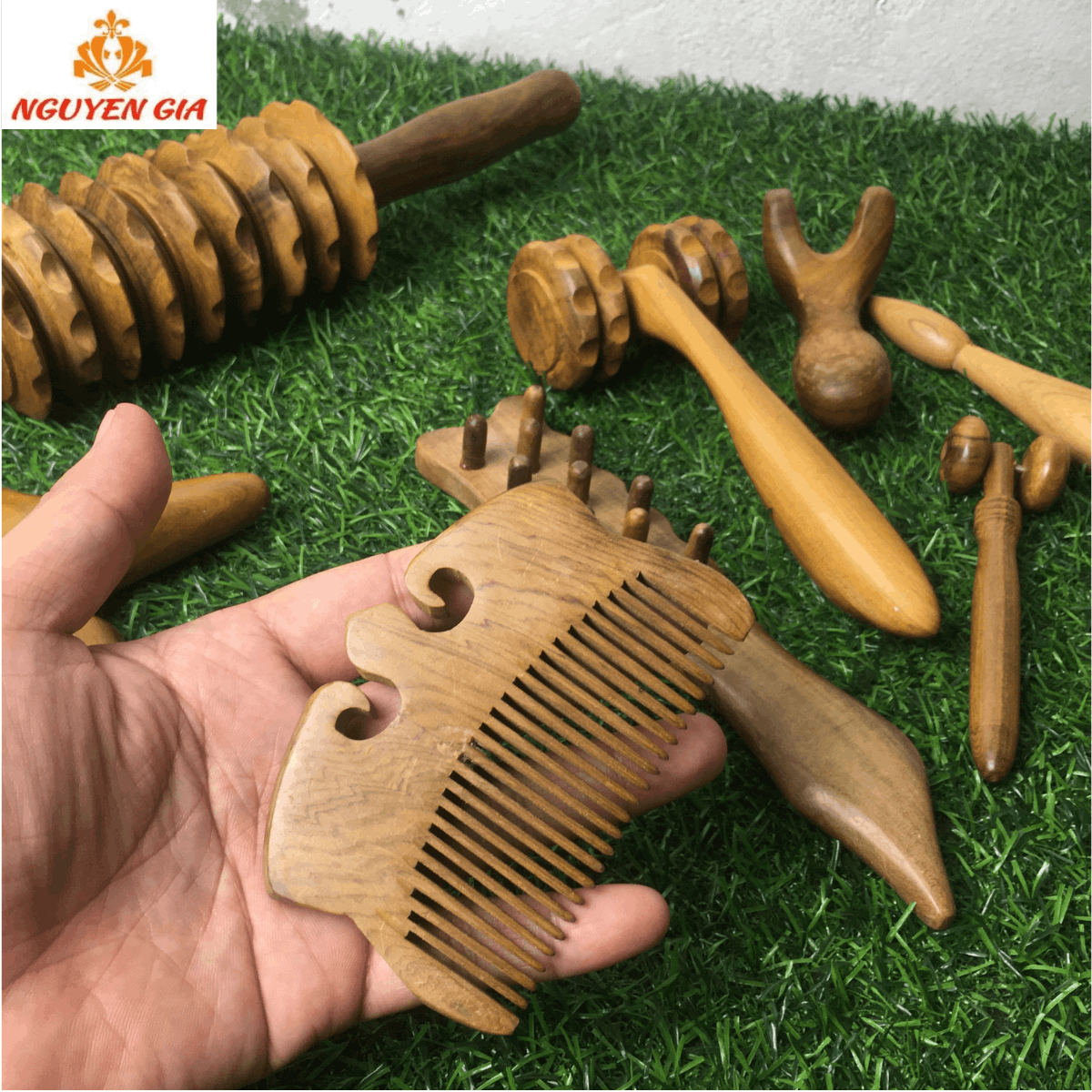 Bộ Dụng Cụ Massage Bằng Gỗ Bách Xanh 8 Món – Lăn Day Cổ Vai Gáy, Mặt, Lưng