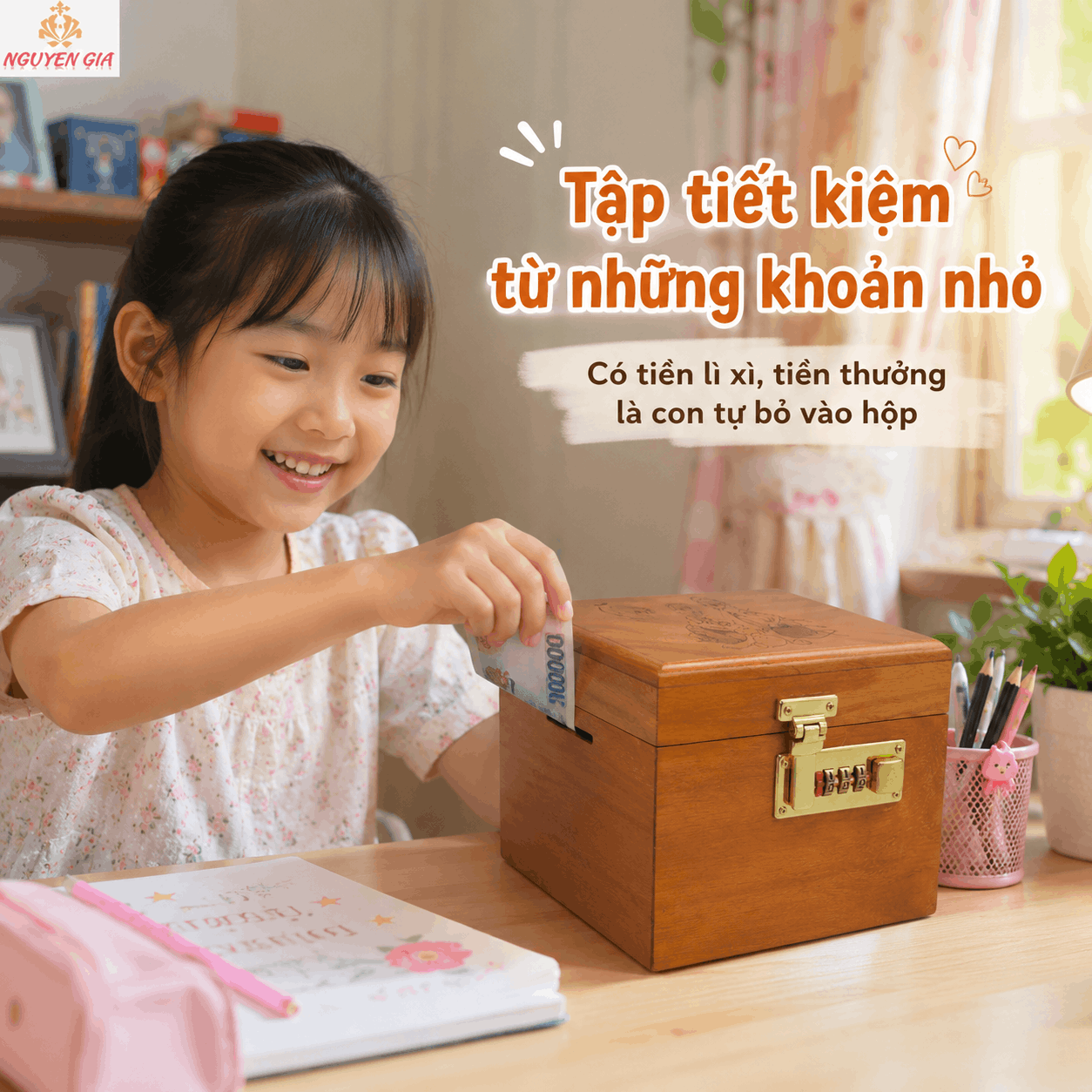 Hộp Tiết Kiệm Cho Bé Mẫu Công Chúa Tuyết – Gỗ Hương, Khóa Số
