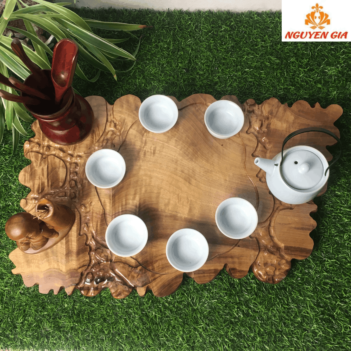 Khay Trà Gỗ Dổi Nguyên Khối 51x32cm – Vân Đậm, Dáng Rộng, Nhìn Là Muốn Ngồi Lại