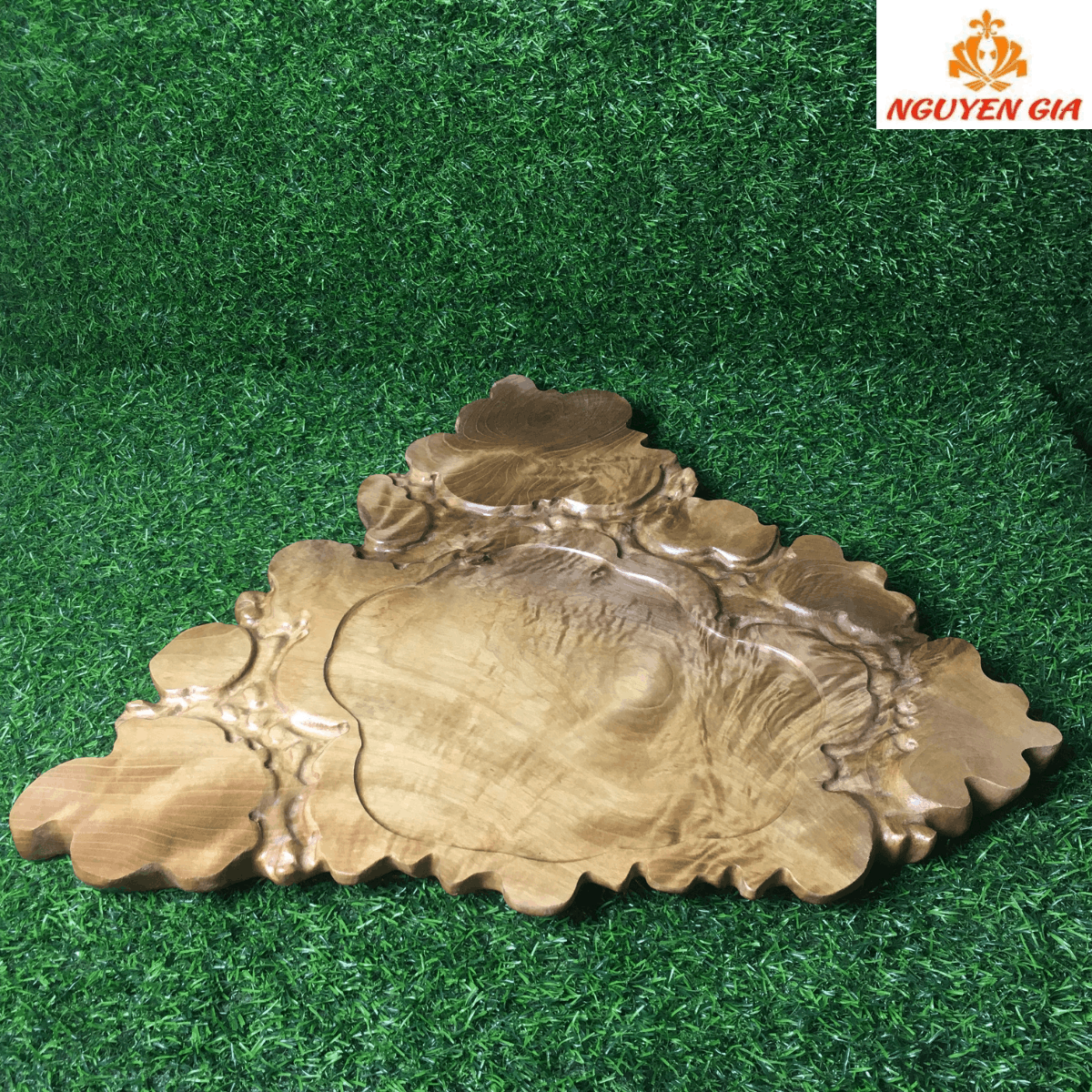 Khay Trà Gỗ Dổi Nguyên Khối Dáng Tự Nhiên – Vân Gỗ Đẹp, Độc Bản, Bền Bỉ Theo Thời Gian