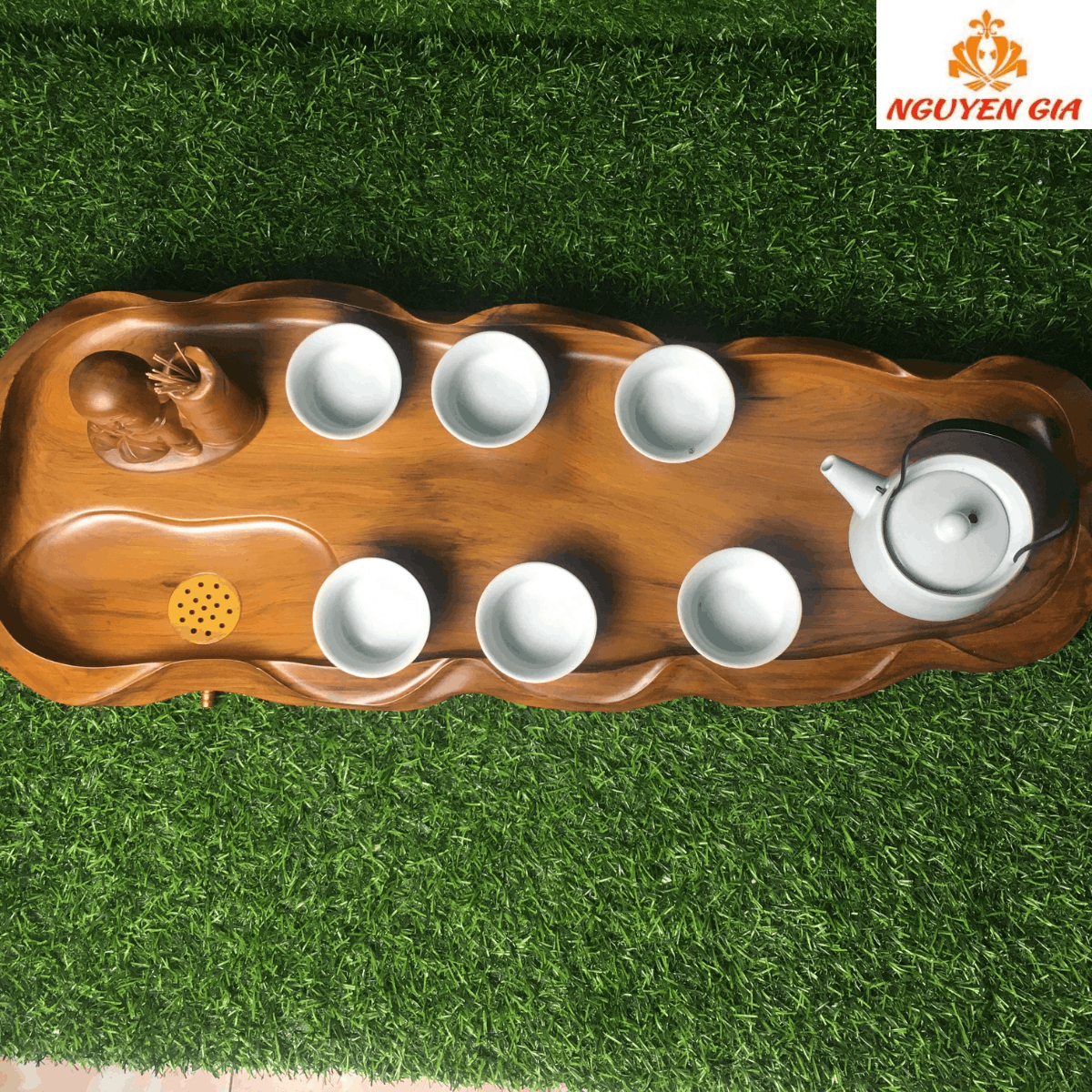 Khay trà gỗ Bách Xanh mẫu Lá Sen KT62x24 (không bao gồm ấm chén và phụ kiện)