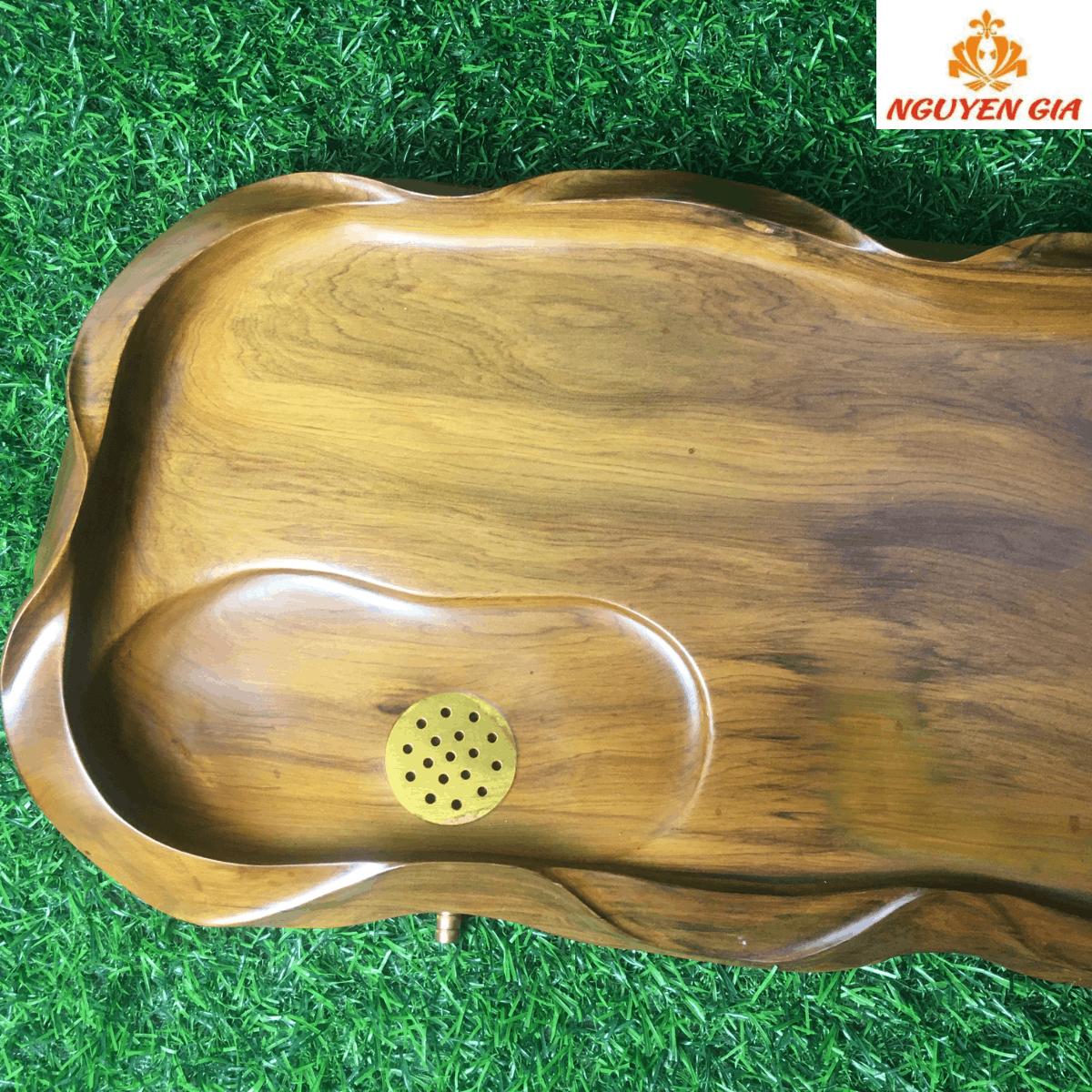 Khay trà gỗ Bách Xanh mẫu Lá Sen KT62x24 (không bao gồm ấm chén và phụ kiện)