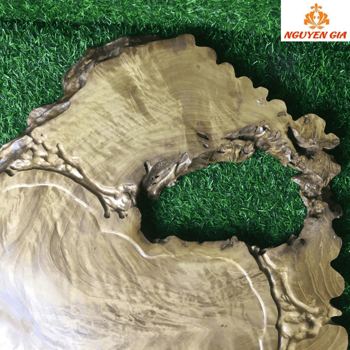 Khay Trà Gỗ Dổi Nguyên Khối Dáng Khoét Rỗng Tự Nhiên – Thế Gỗ Độc Lạ, Cá Tính Mạnh (không bao gồm phụ kiện)