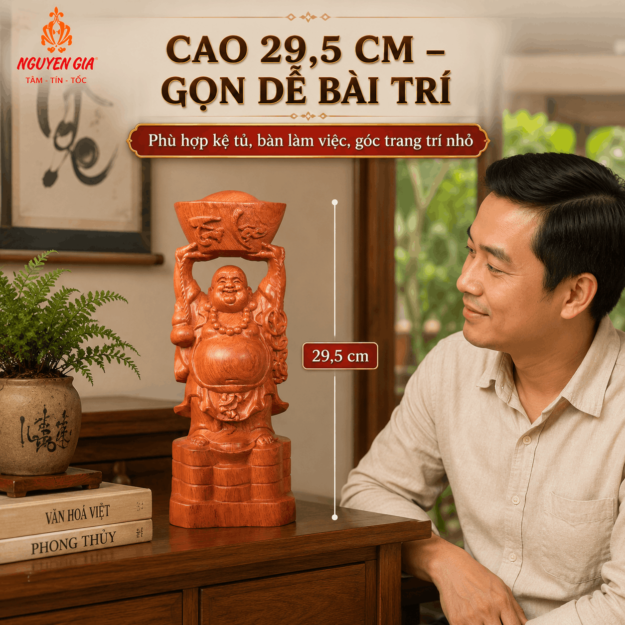 Tượng Di Lặc Dâng Vàng Tài Lộc Cao 29,5 cm Bằng Gỗ Hương