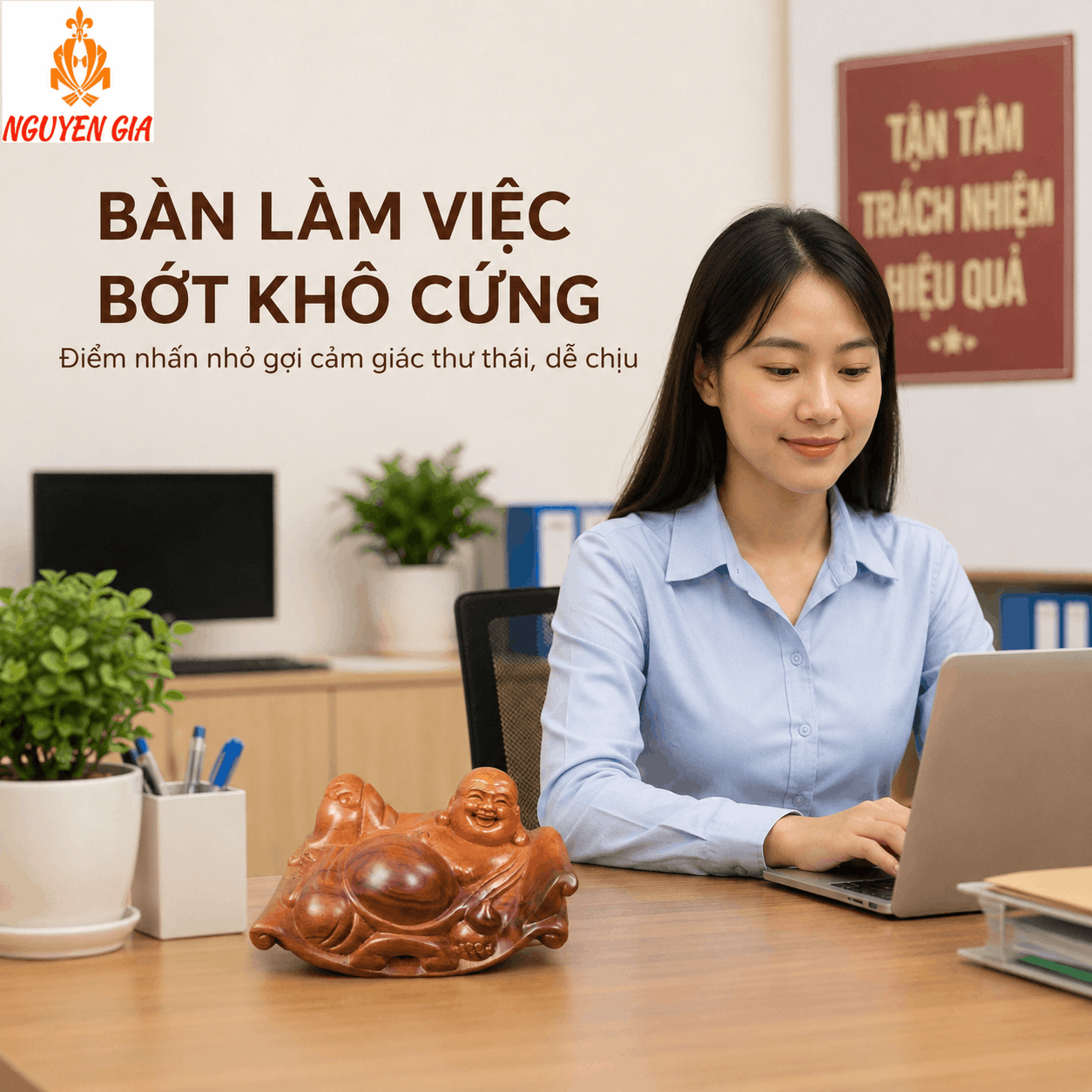 Tượng Di Lặc Nằm Thảnh Thơi Gỗ Bách Xanh Dài 14,5 cm