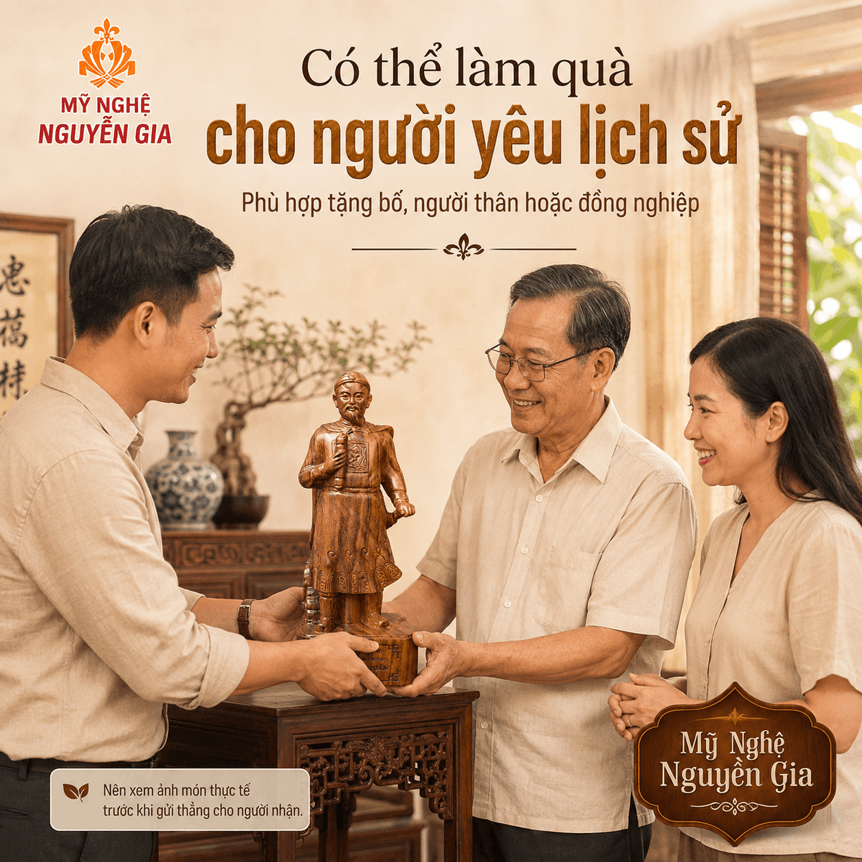 Tượng Trần Hưng Đạo gỗ Bách Vàng cao 20 cm