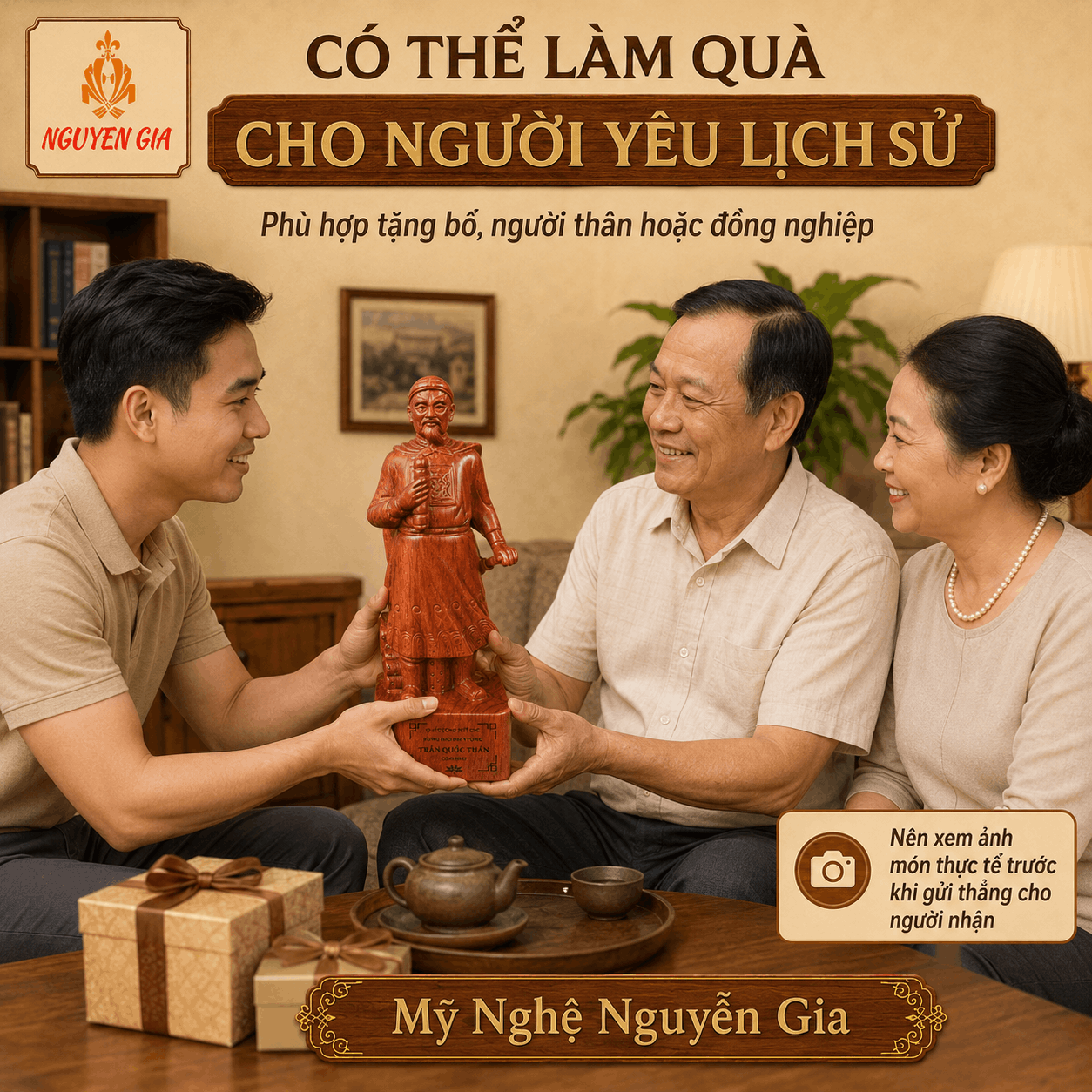 Tượng Trần Quốc Tuấn gỗ Hương cao 40 cm