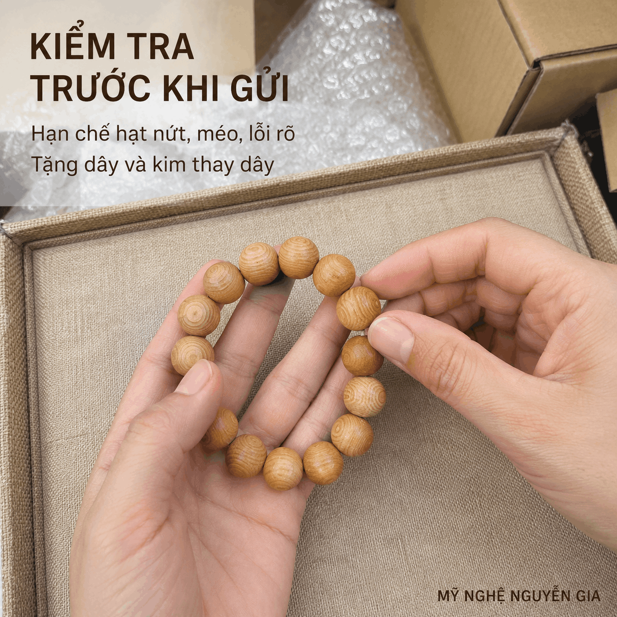 Vòng Tay Gỗ Ngọc Am 14 Ly Hạt Lớn Vừa, Nổi Rõ Trên Tay