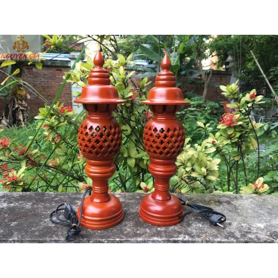 Đèn thờ hình trái dứa (trái thơm) gỗ Tràm cao 41 cm