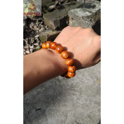 Vòng gỗ Nu huyết rồng 14mm