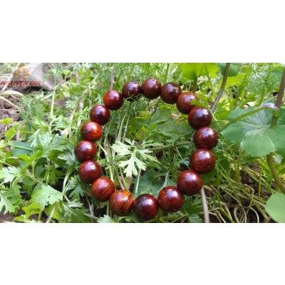 Vòng gỗ sưa Lào 12 mm