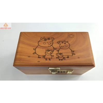 Ống Heo Tiết Kiệm Có Khoá Bằng Gỗ mẫu gia đình heo Peppa