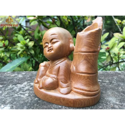 Hộp đựng tăm mẫu chú tiểu bằng gỗ Bách Xanh