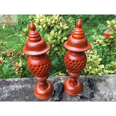 Đèn thờ hình trái dứa (trái thơm) gỗ Tràm cao 48 cm