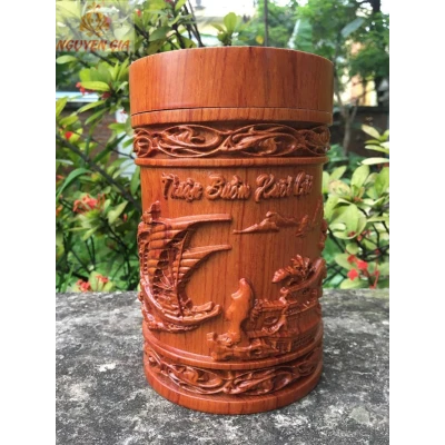 Hộp đựng trà Thuận Buồm Xuôi Gió bằng gỗ Hương