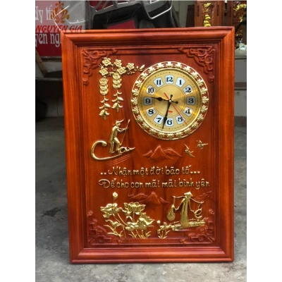 Đồng hồ treo tường mẫu cha mẹ bằng gỗ Hương (Mẫu Đứng)