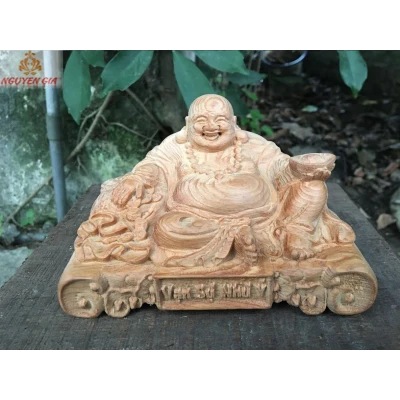Tượng Di Lặc vạn sự như ý gỗ Ngọc Am (thơm mát) để ô tô bàn làm việc (Mộc)