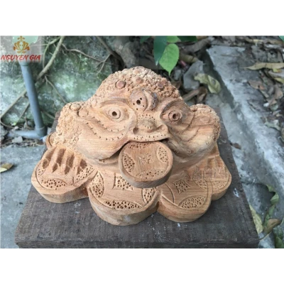 Cóc ngậm tiền (thiềm thừ) bằng gỗ Ngọc Am (Mộc) KT 19x16x10