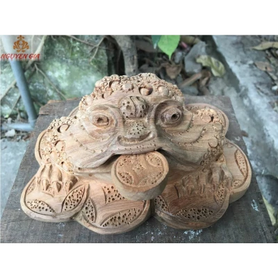 Cóc ngậm tiền (thiềm thừ) bằng gỗ Ngọc Am (Mộc) KT 19x13x9