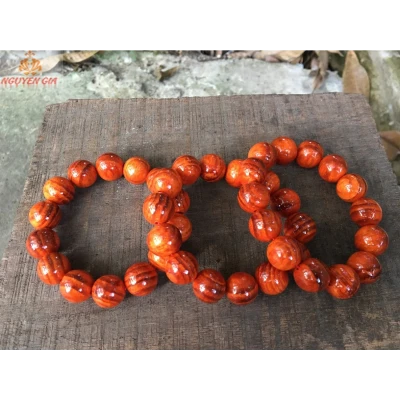 Vòng tay phong thủy gỗ huyết rồng 16mm