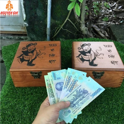 Hộp đựng tiền tiết kiệm có khoá mẫu Thần Tài cỡ lớn