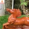 Tượng ngựa phong thủy gỗ Hương ngang 30 Cm