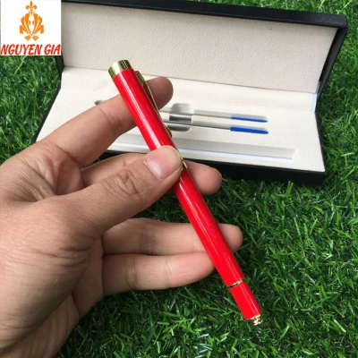 Bút ký tên cao cấp màu đỏ may mắn