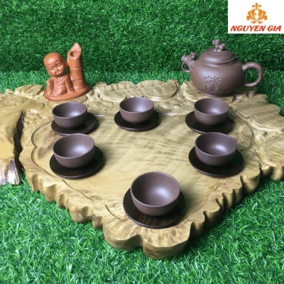 Khay Trà Gỗ Dổi Nguyên Khối Dáng Tim Tự Nhiên – Mềm Mại, Ấm Áp Và Độc Bản (Không bao gồm phụ kiện và ấm chén)