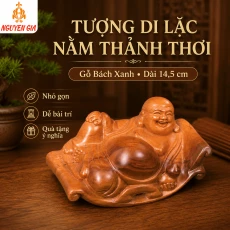Tượng Di Lặc Nằm Thảnh Thơi Gỗ Bách Xanh Dài 14,5 cm