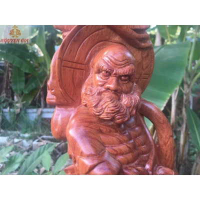 Tượng đạt ma quá hải gỗ Hương cao 60 cm